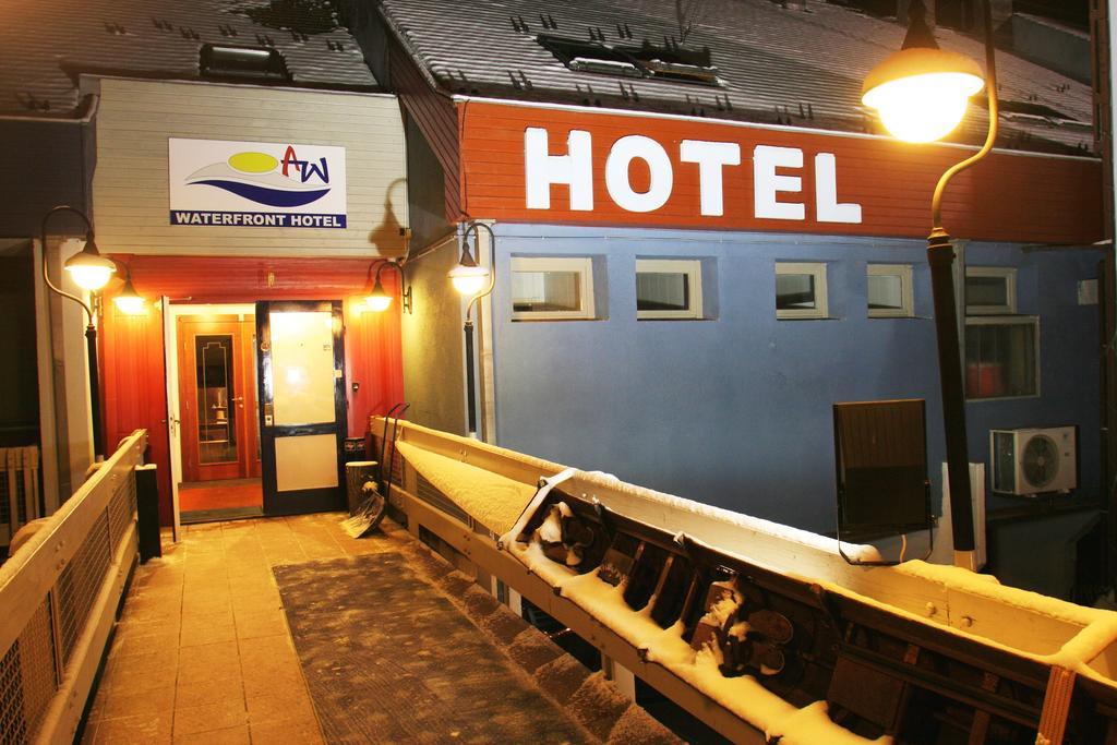Hotel Waterfront Szentendre Exterior foto